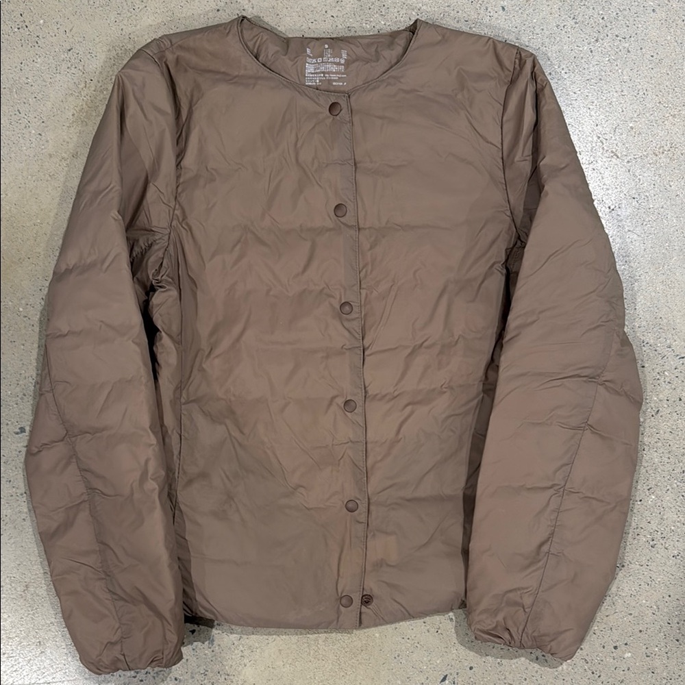 Muji women’s lightweight puffer jacket
